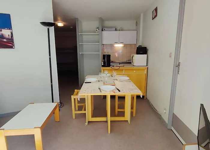 T2 Avec Balcon, 6 Pers, Parking, Casier A Skis - - Fr-1-457-253 Apartment *